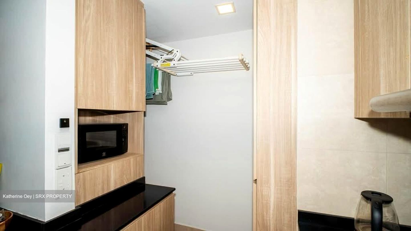 Newton 18 (D11), Apartment #589712151